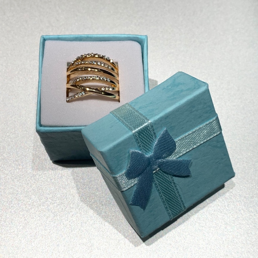 Gold Criss Cross Statement Ring - Picture 3 of 3